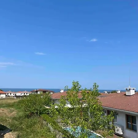 Сasa de vacaciones Lovely Twin House