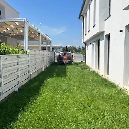 Lovely Twin House 度假居